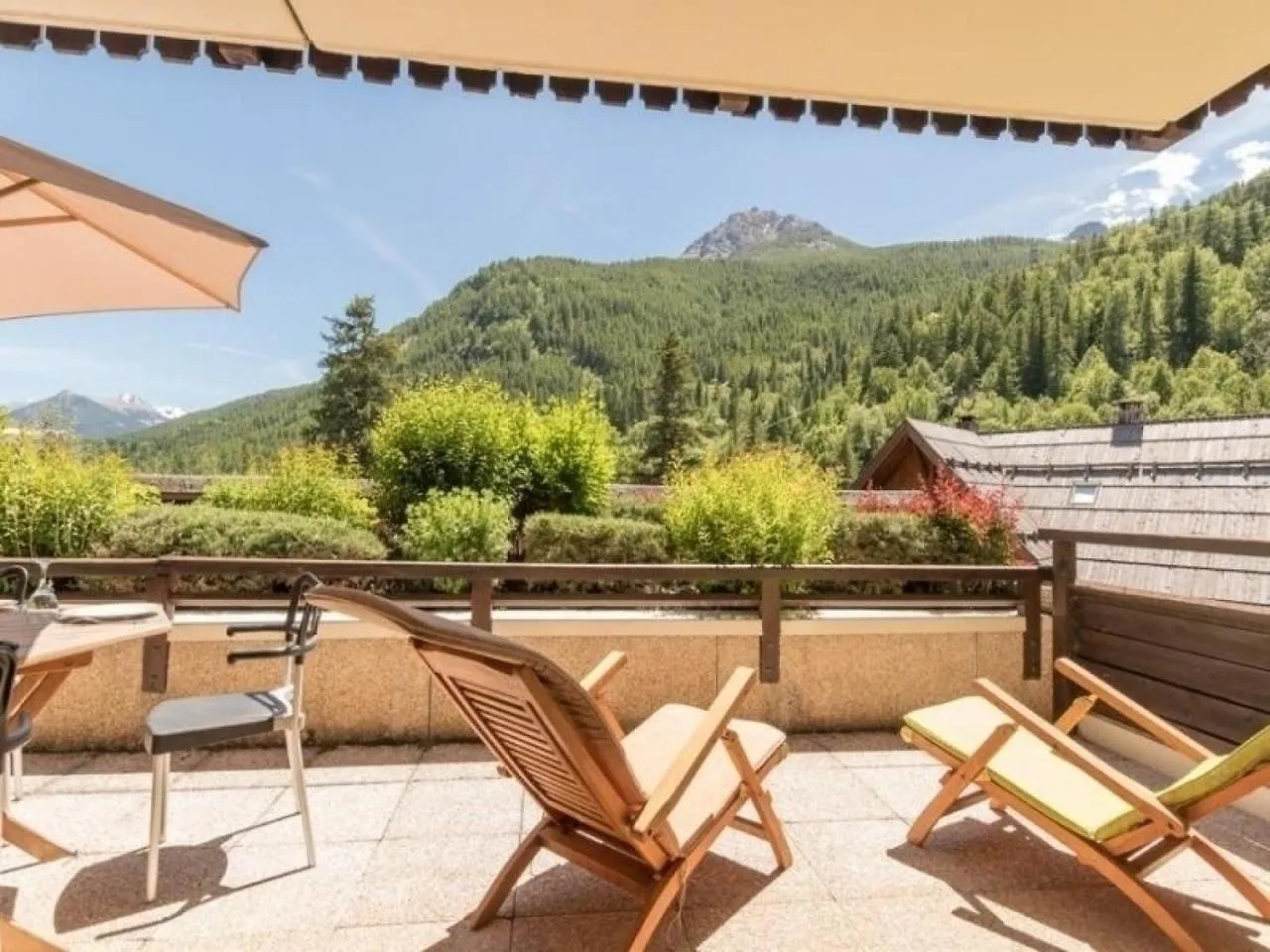 Studio A Saint-Chaffrey Avec Casier A Ski, Garage En Option - 4 Personnes - Fr-1-330E-52 0*,
